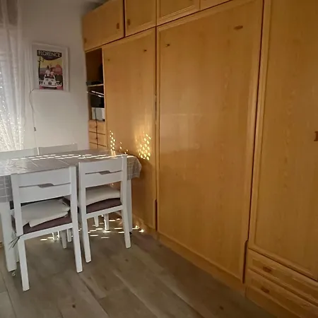 Bonito Estudio ático Cercano Al Mar Apartamento
